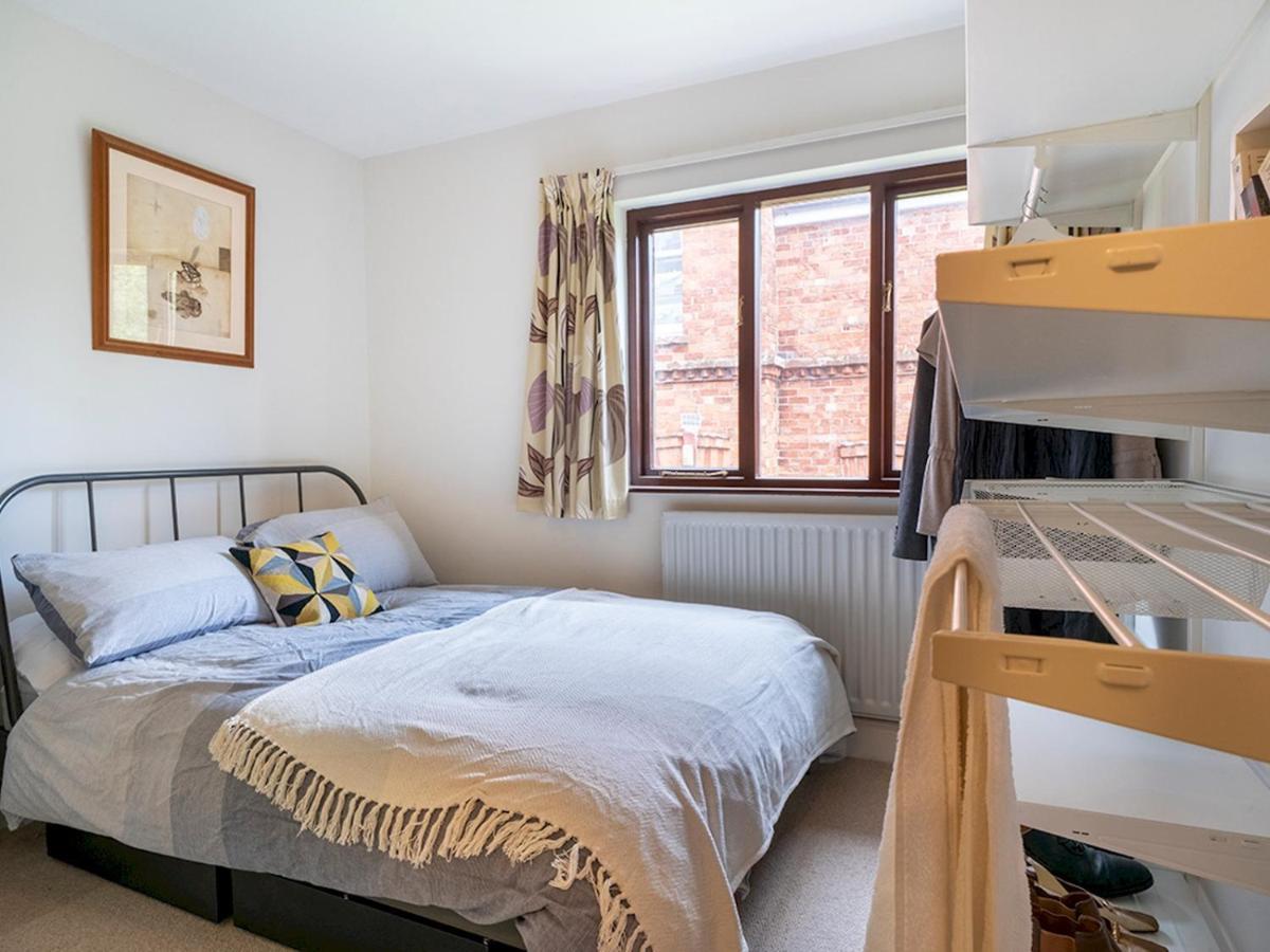Pass The Keys Stunning 3 Bedroom Apt Leafy South Belfast With Lots Nearby Buitenkant foto