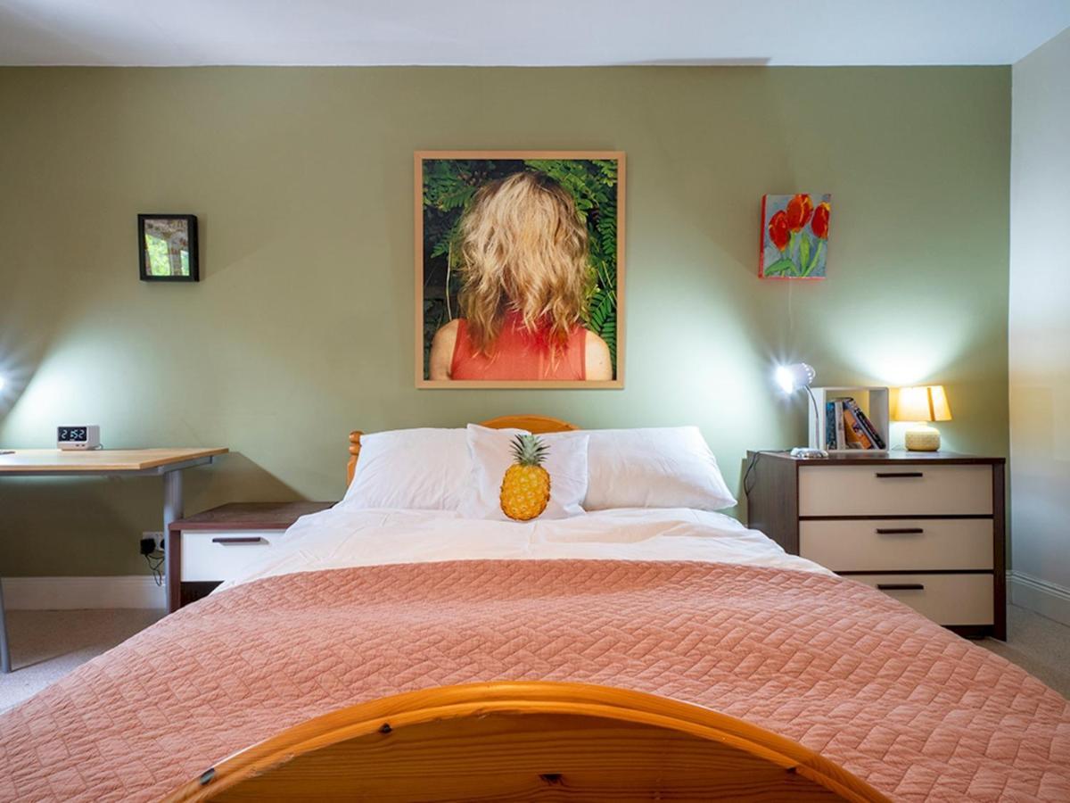 Pass The Keys Stunning 3 Bedroom Apt Leafy South Belfast With Lots Nearby Buitenkant foto